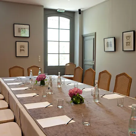 Chateau De Lalande - Teritoria - Perigueux 4* אנסי-אט-ביוליו