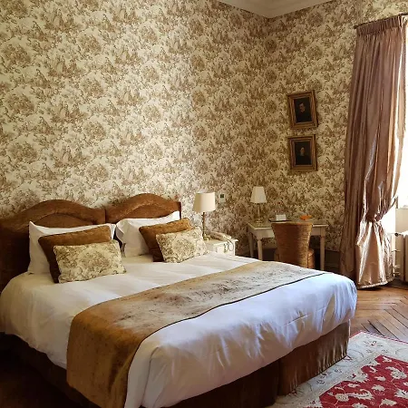 Chateau De Lalande - Teritoria - Perigueux 4* Annesse-et-Beaulieu