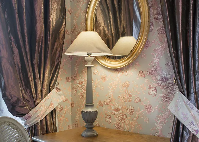 Chateau De Lalande - Teritoria - Perigueux 4* Annesse-et-Beaulieu